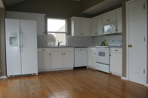 2544 SE Kimbrough Cir - Photo 3 of 8