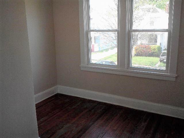 1003 Edgehill Rd - Photo 2 of 7