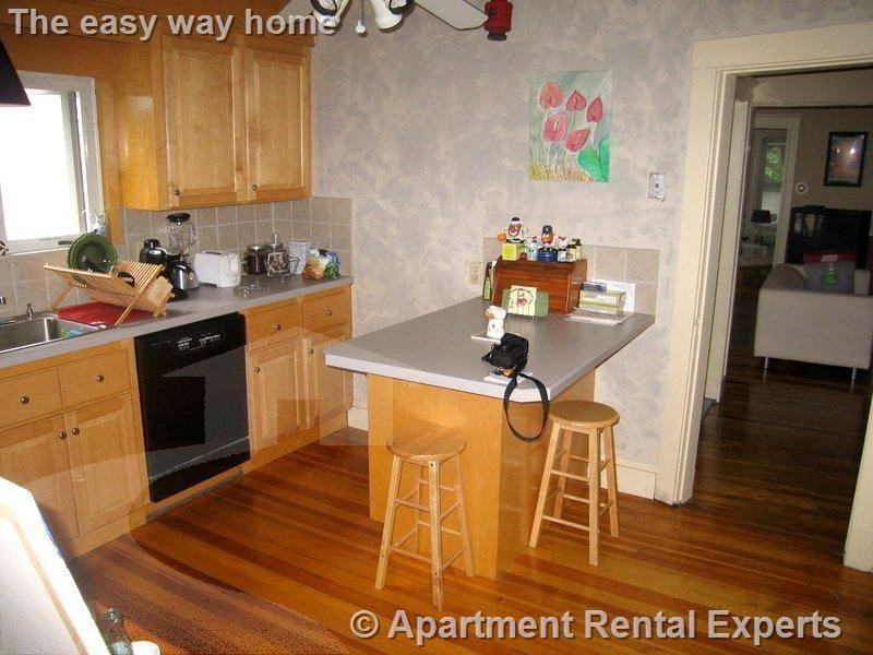 24 Corinthian Rd - Photo 2 of 6