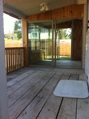 408 Columbia Rd - Photo 3 of 12