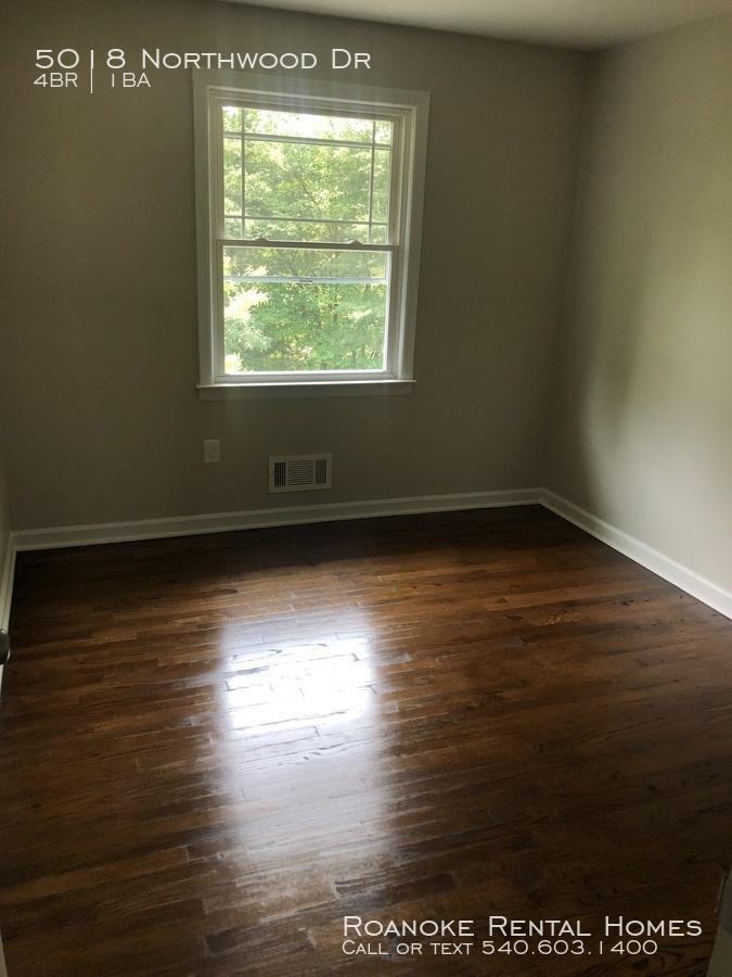 5018 Northwood Dr NW - Photo 2 of 7