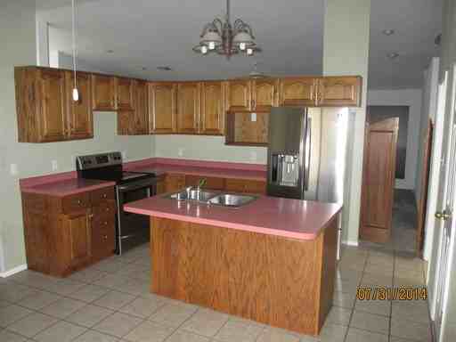 3312 East St - Photo 3 of 6