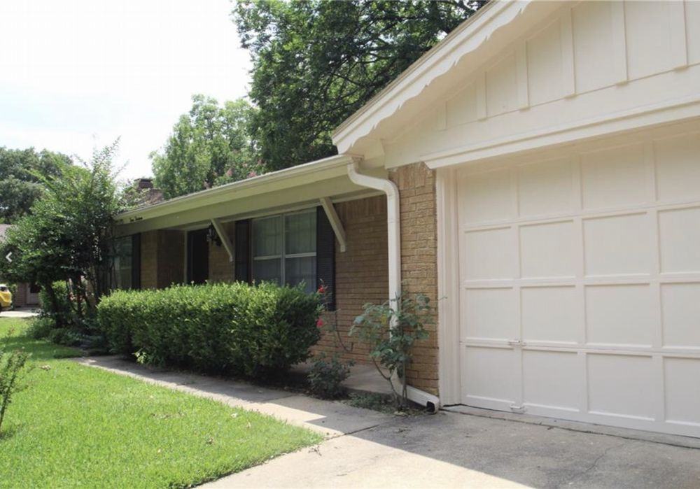 413 Belmont Dr - Photo 3 of 28