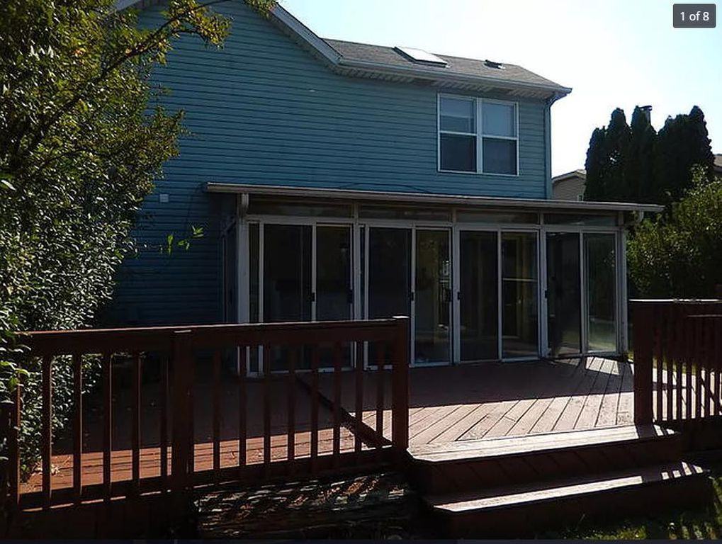 369 Cedar Court - Photo 3 of 16