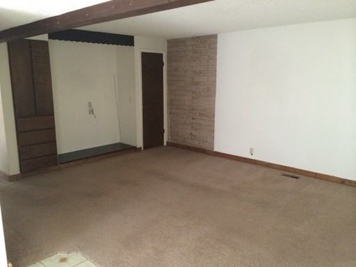 548 E 600 S - Photo 3 of 11