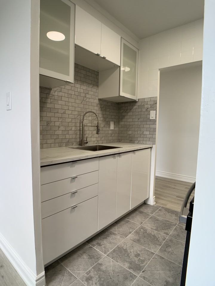 1605 Jane Street #310