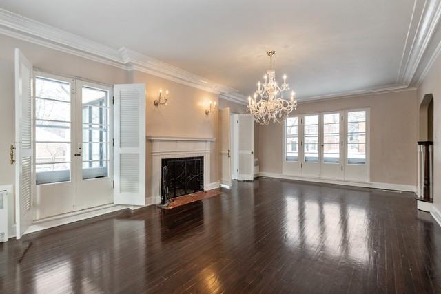 2038 Vardon Ln - Photo 3 of 19