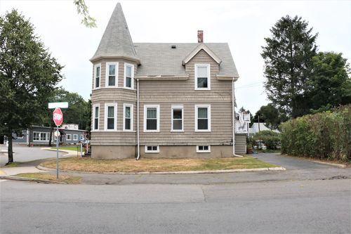 177 Stetson Avenue - Photo 2 of 8