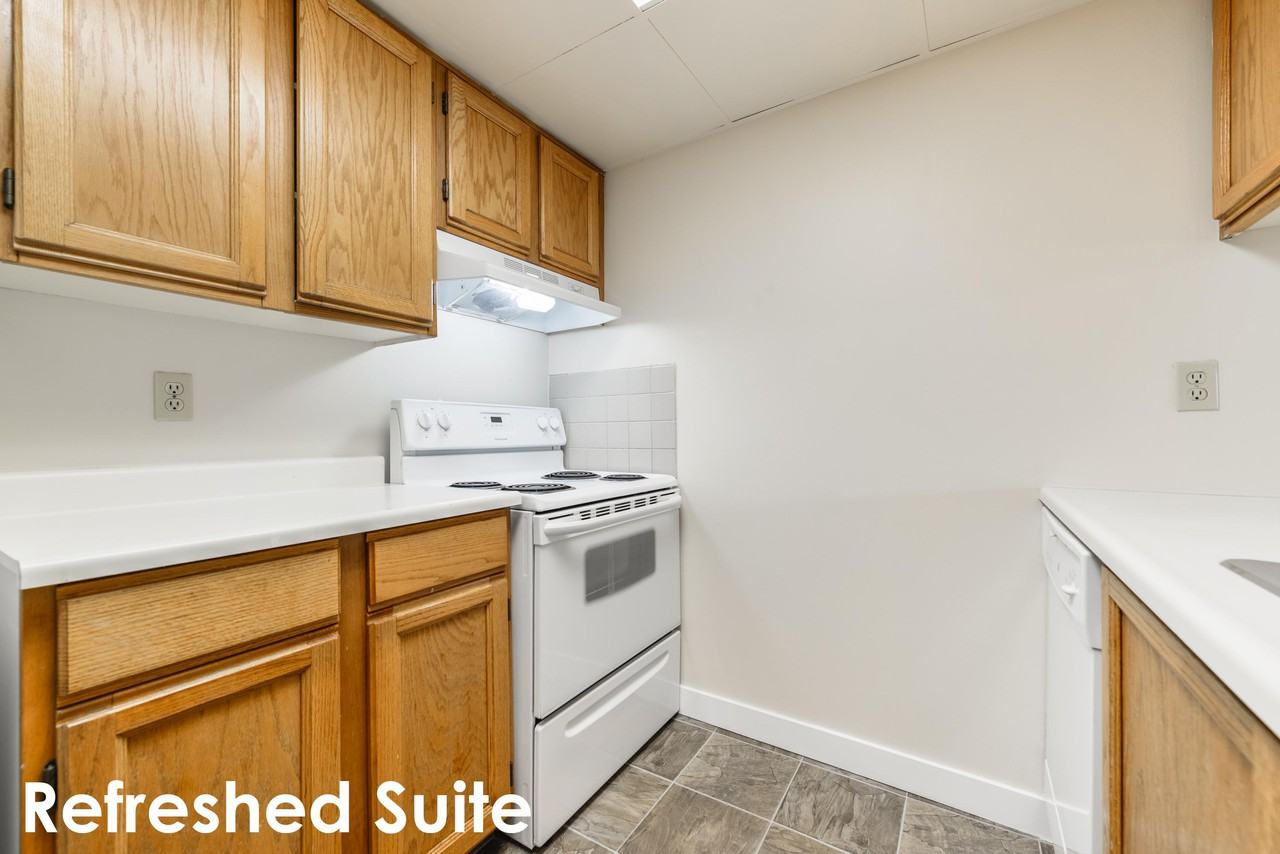 150 8930 Jasper Ave, Edmonton, AB T5H 4E7 3 Bedroom Apartment for