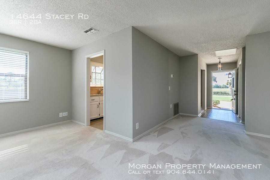 14644 Stacey Rd - Photo 3 of 18