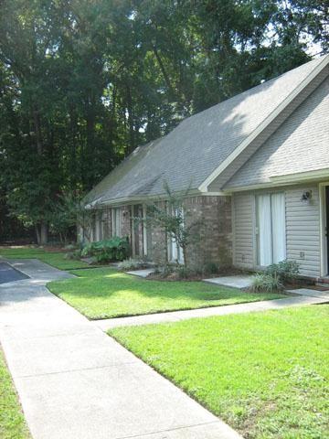 Moss Gate Apartments - Photo 2 of 8