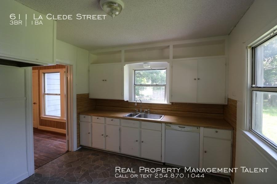 611 La Clede St - Photo 3 of 7