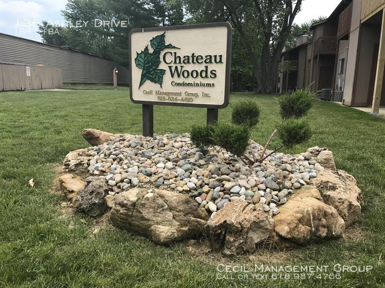 136 Ashley Drive - Photo 2 of 14