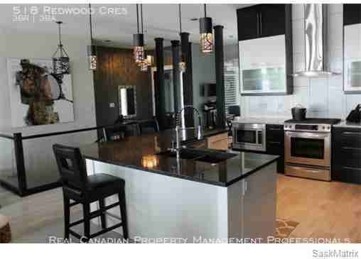 518 Redwood Cres - Photo 2 of 29