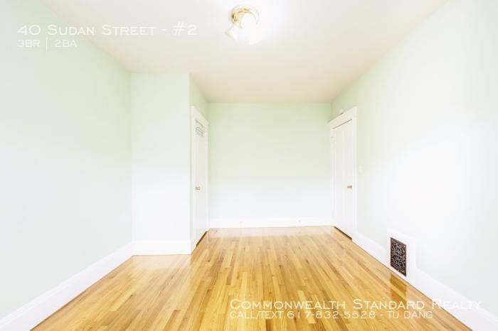 40 Sudan St - Photo 3 of 11