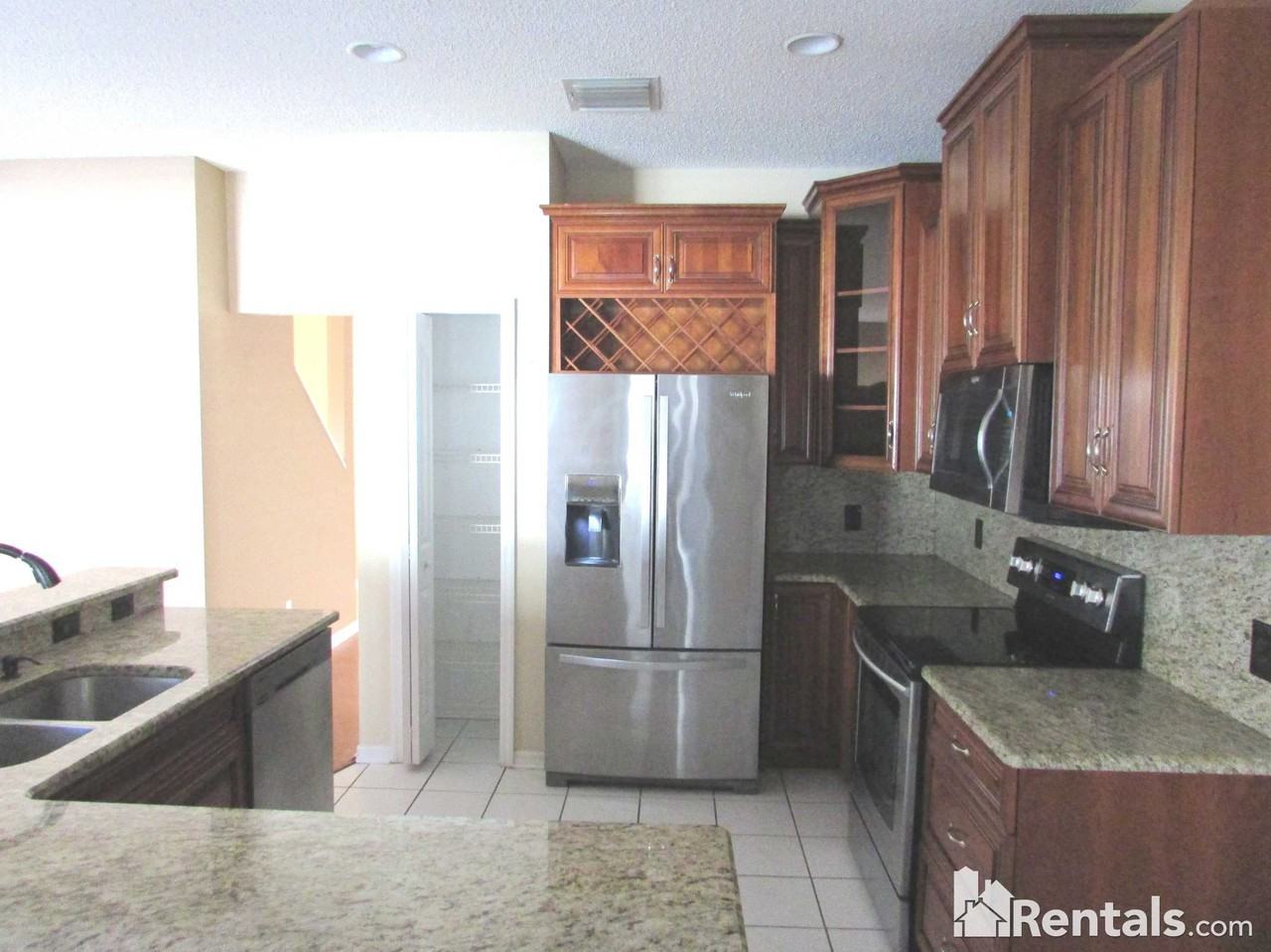 13439 White Elk Loop - Photo 3 of 10