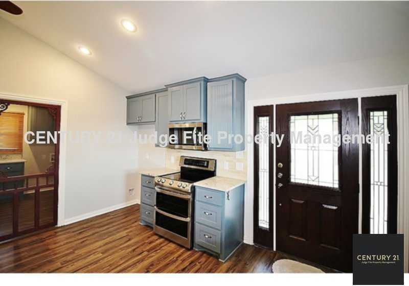 730 Highland Ave - Photo 3 of 10