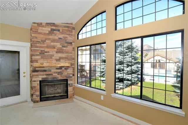 2172 Denton Grove - Photo 2 of 25