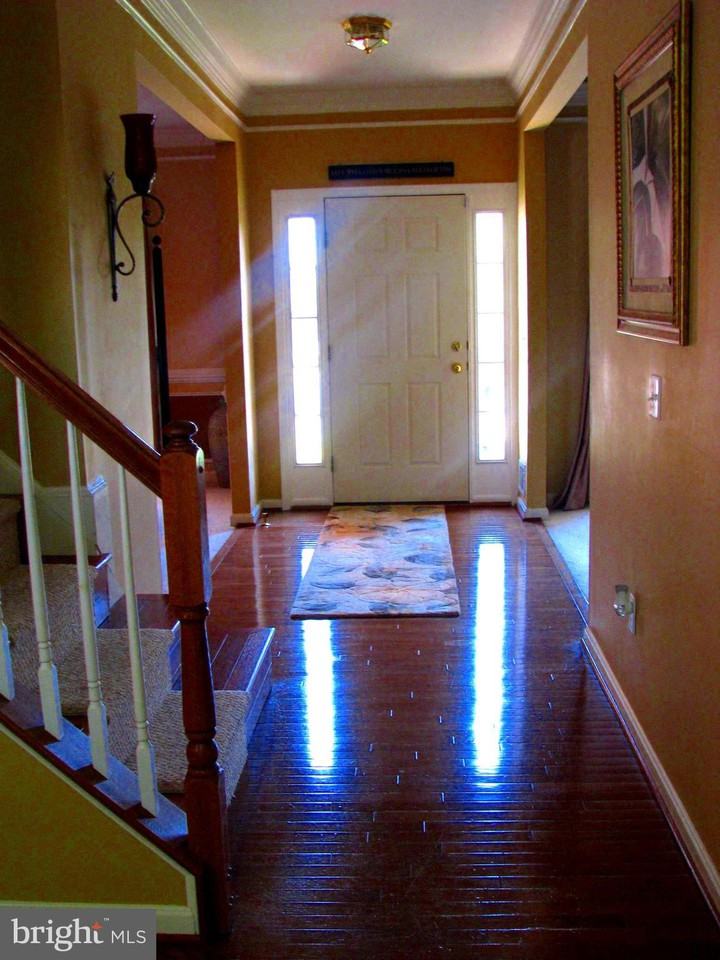 1107 Culloden Ct - Photo 2 of 50