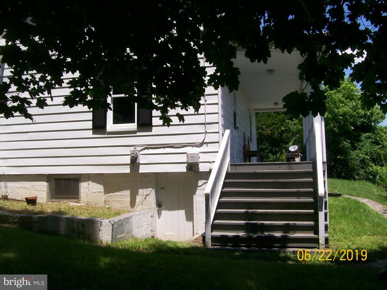 395 Wilkes St - Photo 2 of 26