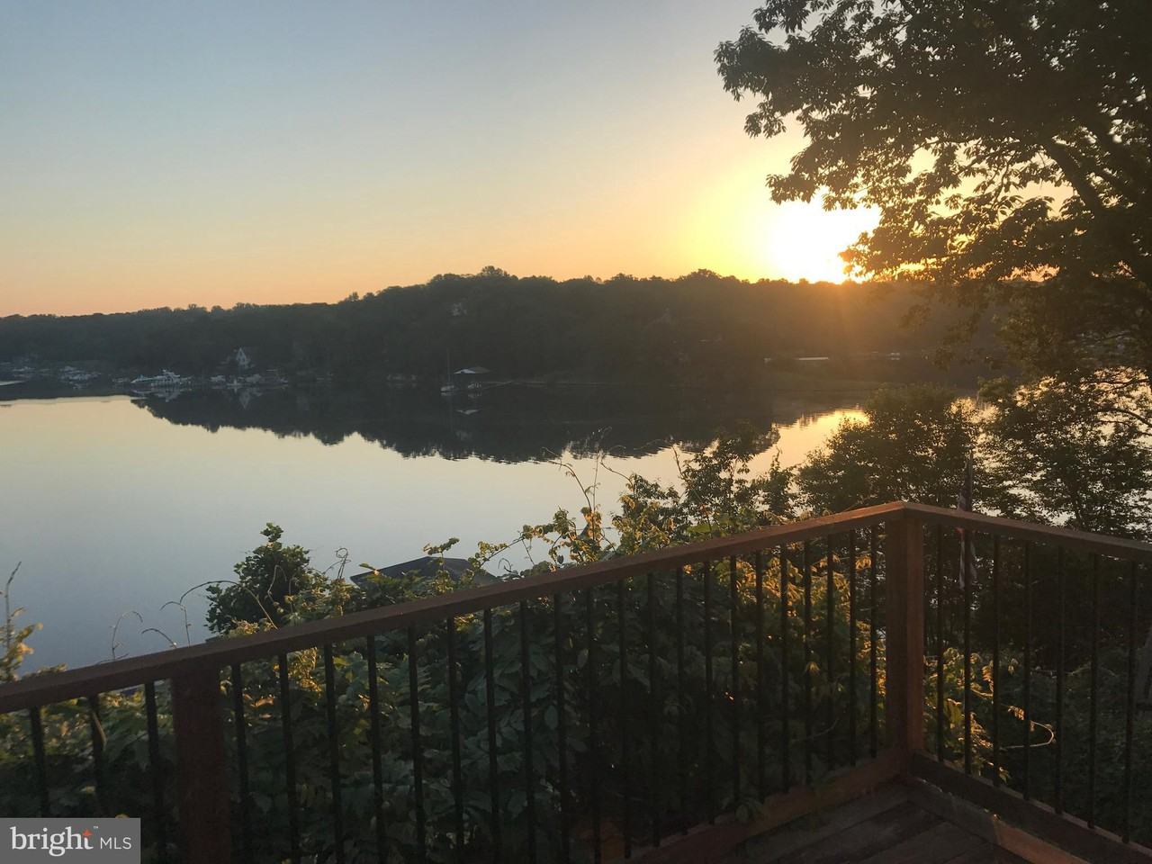 1166 Oak View Dr - Photo 2 of 30