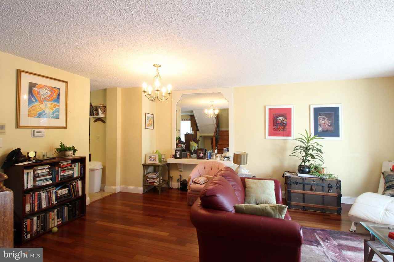 9 Halstead Place - Photo 2 of 16