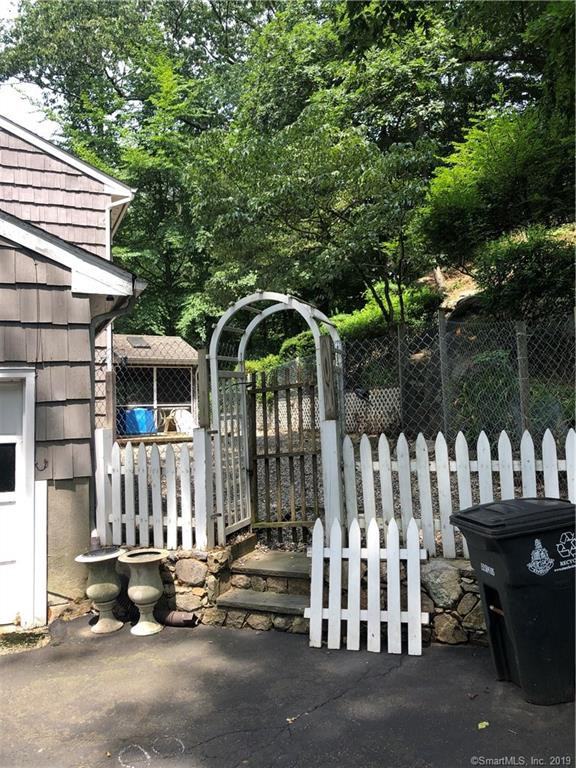 163 MacGregor Dr - Photo 3 of 34