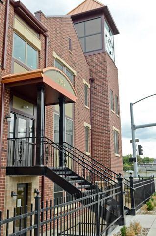 MLK Brickstone Apartment - Photo 3 of 3