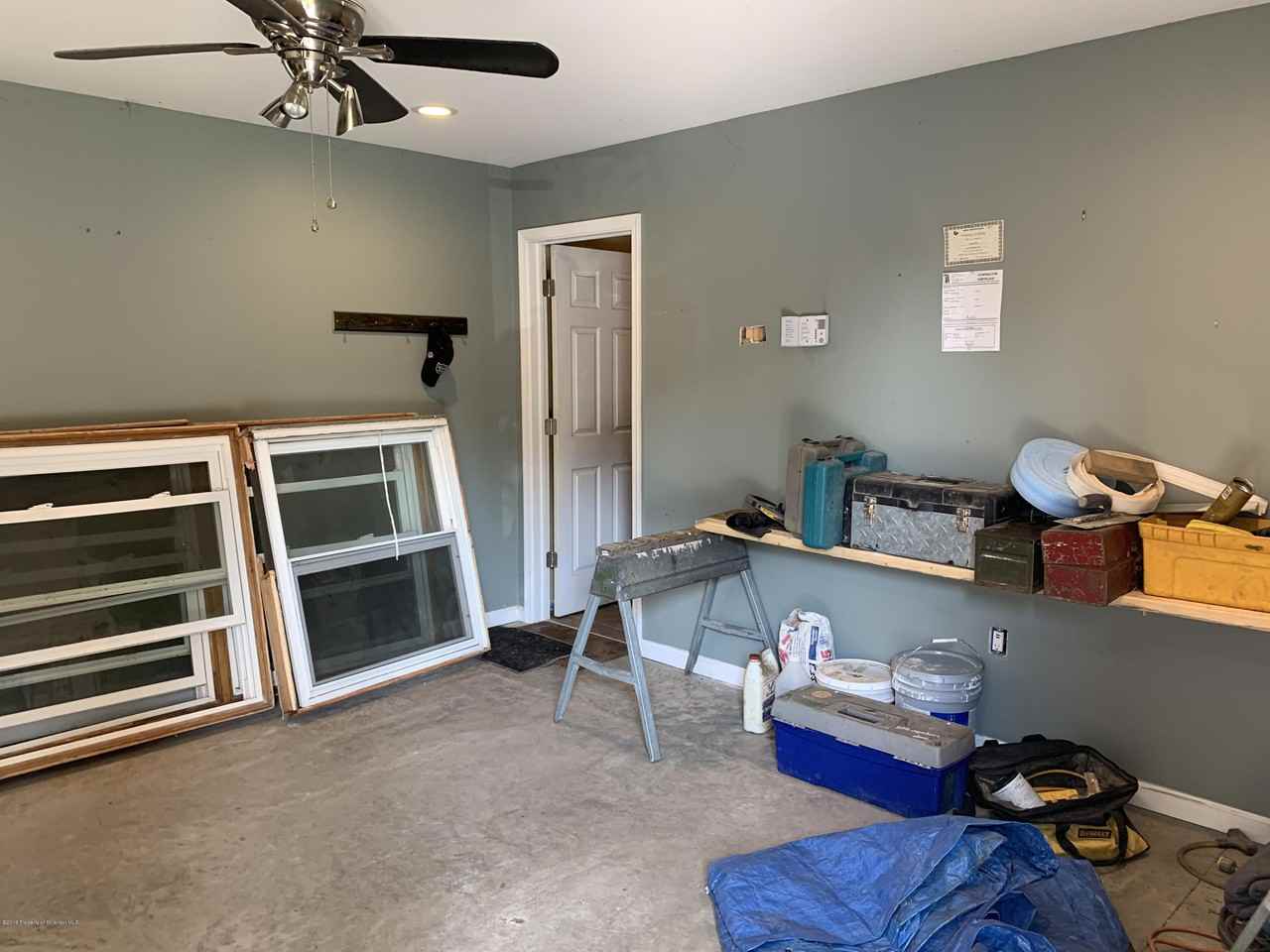 408 Hudson St - Photo 3 of 4