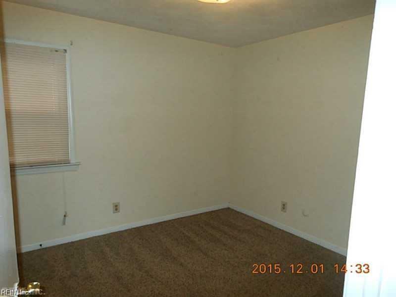 9628 19th Bay Street 3 - Photo 3 of 6