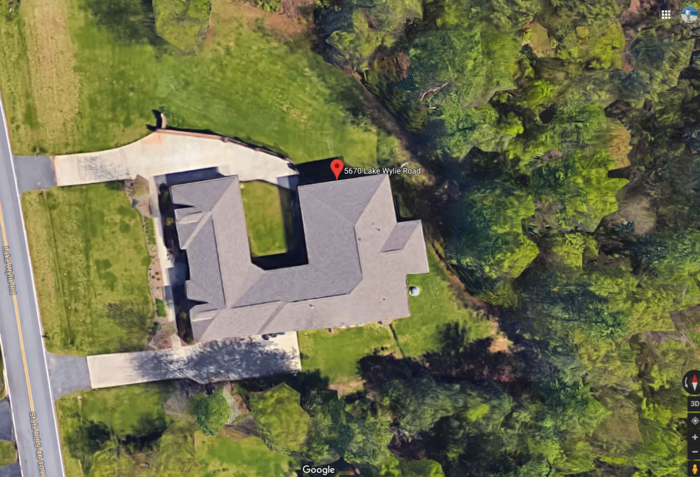 5670 Lake Wylie Rd - Photo 2 of 50