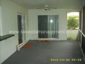 315 Somerset Ave - Photo 2 of 13