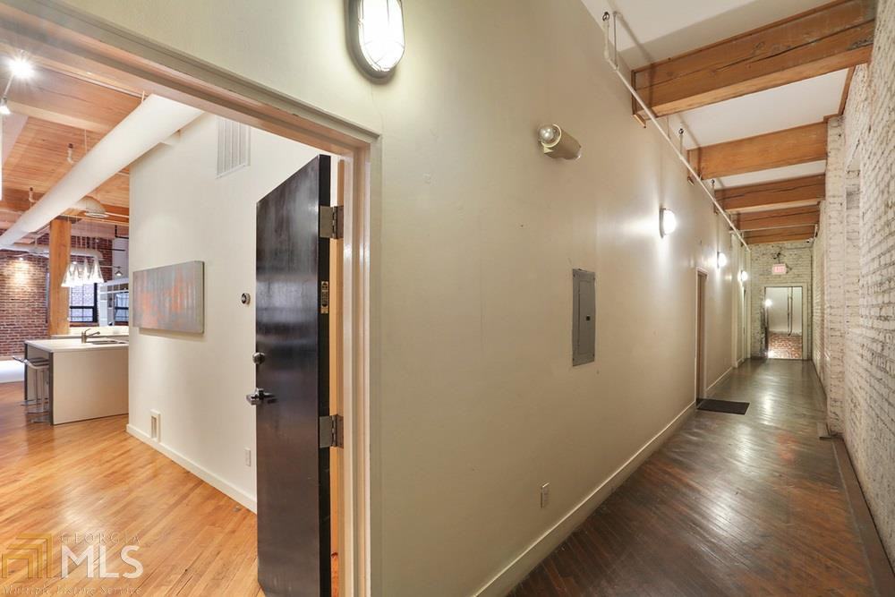 200 Walker St - Photo 2 of 25