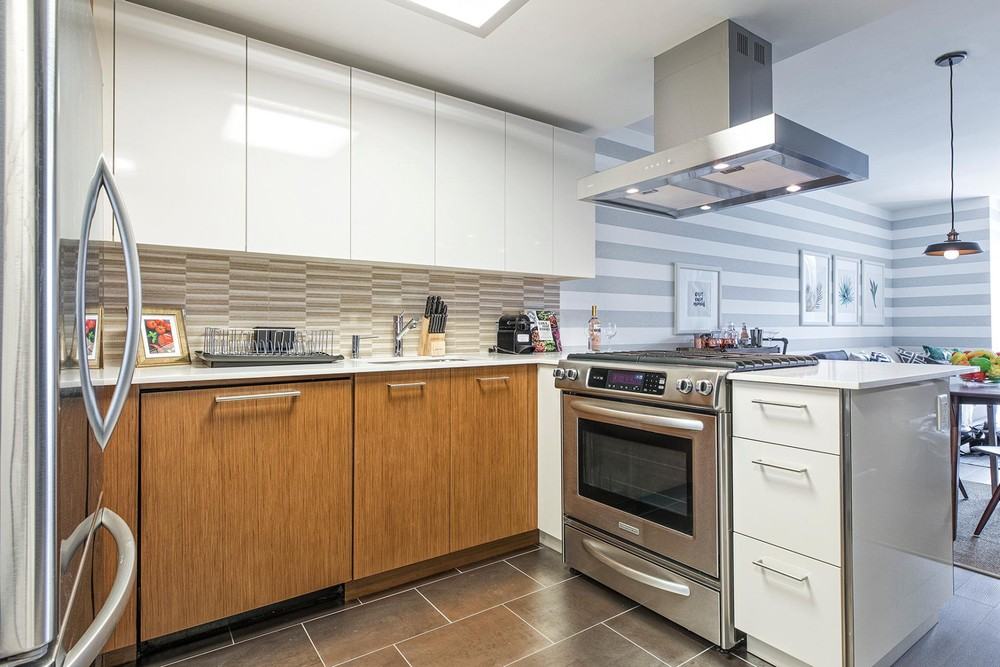 MiMA - Photo 3 of 44