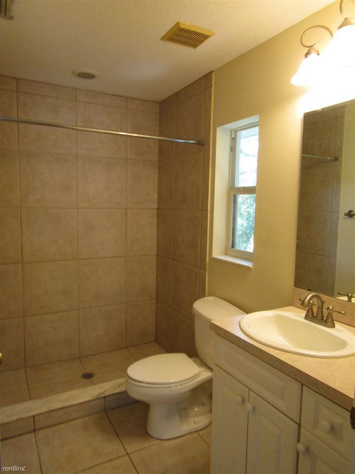 337 Chandler Rd - Photo 2 of 12