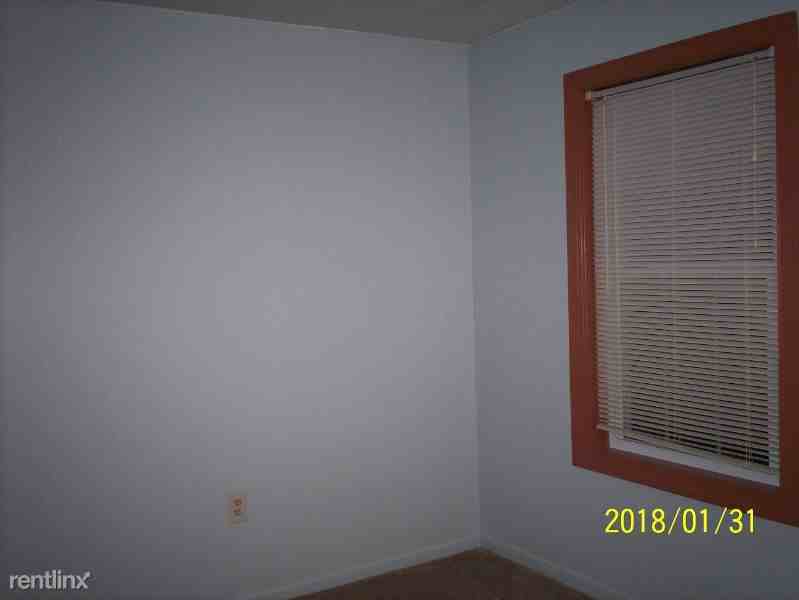 105 Mews Dr - Photo 3 of 28