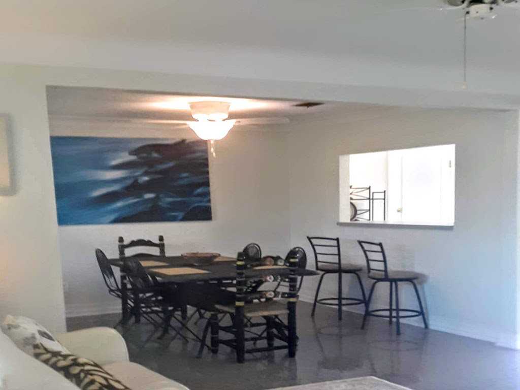 7100 Burlington Ave N - Photo 3 of 42