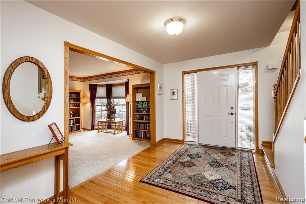 2133 S Cobblestone Ln - Photo 3 of 42