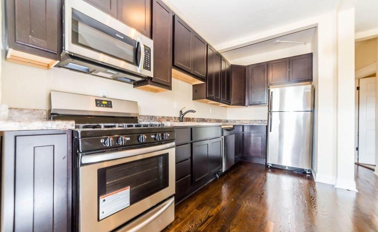 5437-47 S Harper - Photo 2 of 7