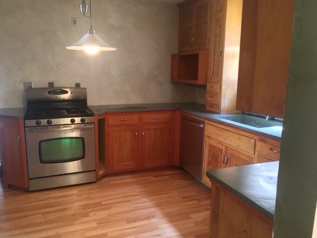 1427 5th Street Northeast - Photo 3 of 16