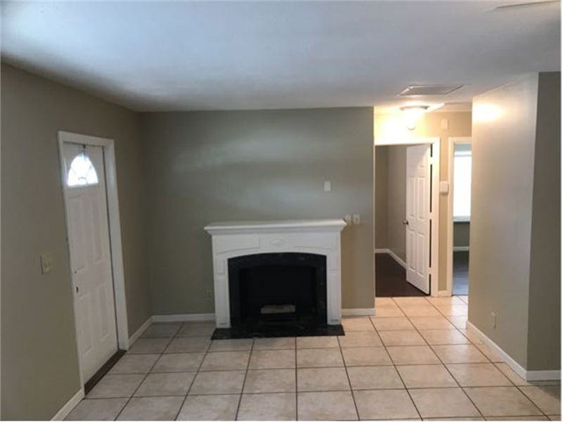 5935 Ithaca Cir W - Photo 2 of 10