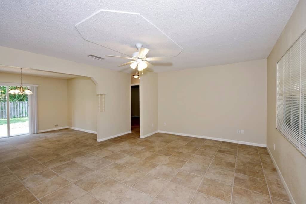 2744 Corbusier Dr - Photo 3 of 20