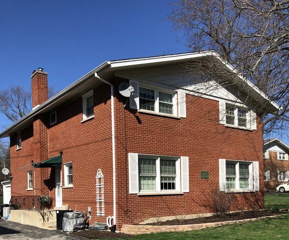 1208 Hillgrove - Photo 2 of 15