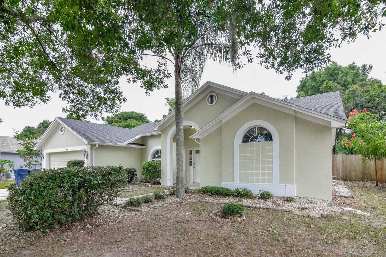 2424 Cedarcrest Pl - Photo 2 of 20