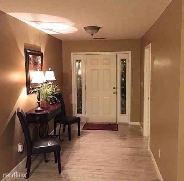 190 Pinnacle Pointe Drive - Photo 2 of 9