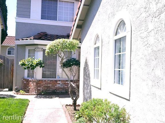 484 Altamont Dr - Photo 3 of 22