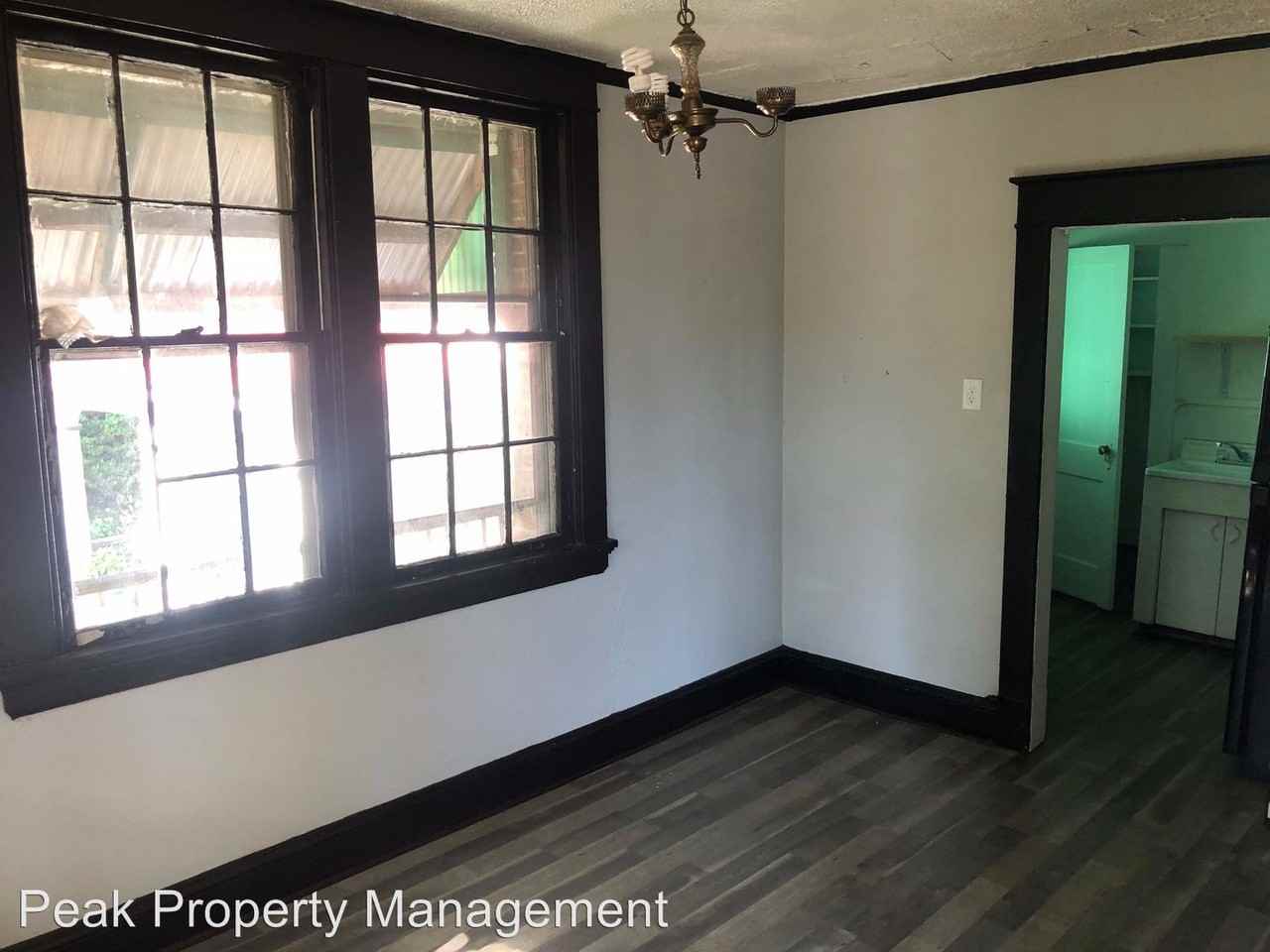 224 West Brookland Park - Photo 3 of 11