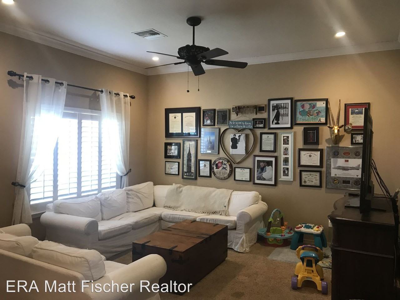10435 E 38th Ln - Photo 2 of 16