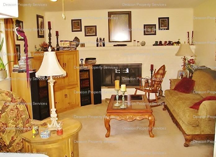 11313 Manitoba Dr NE - Photo 2 of 15