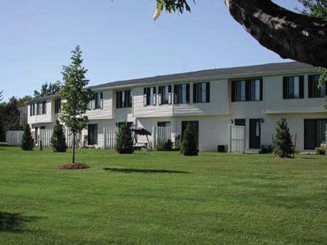 Woodgate Place Apartments 601 Cedar Cir, Spencerport, NY 14559 Zumper